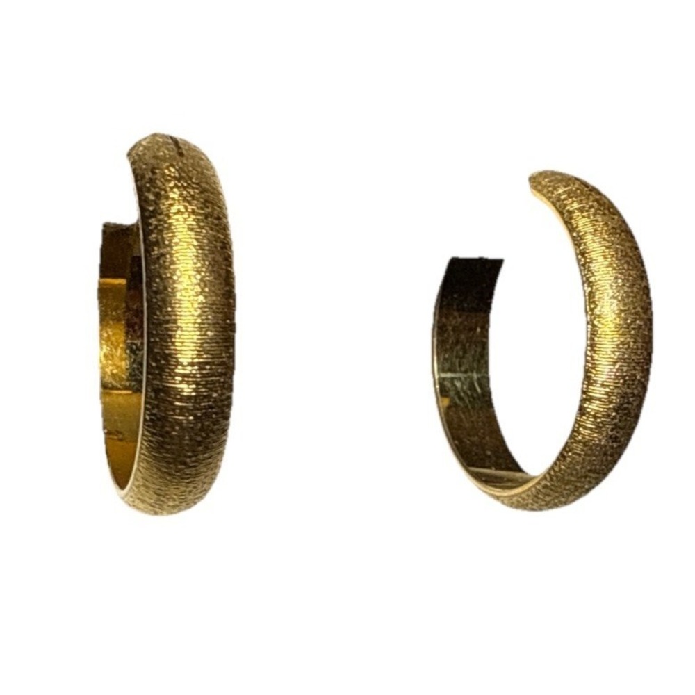 Vintage Gold Tone Textured Hoop Earrings J18-29